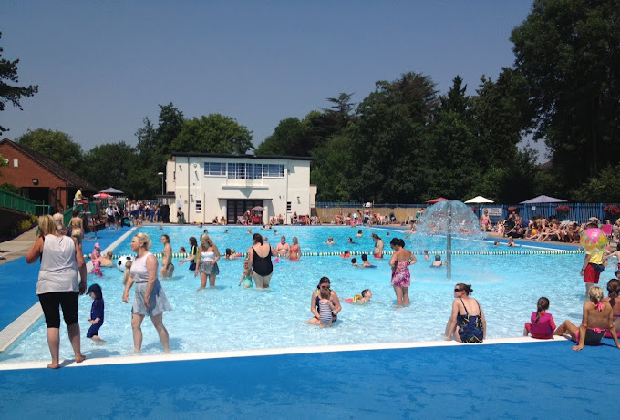 Droitwich Spa Lido Swimming Pool