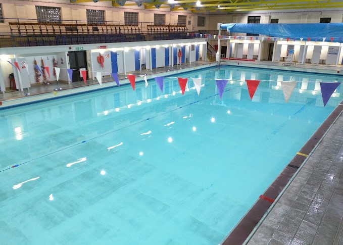 7 Best Public Swimming Pools in Leicester