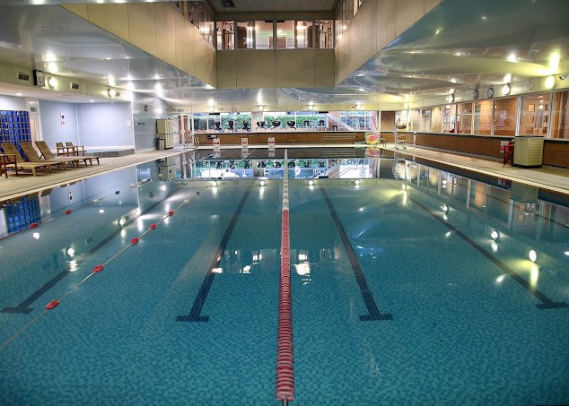 7 Best Public Swimming Pools in Leicester